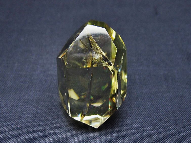 虹入り 黄水晶(シトリン) 原石[T436-3046] 1枚目