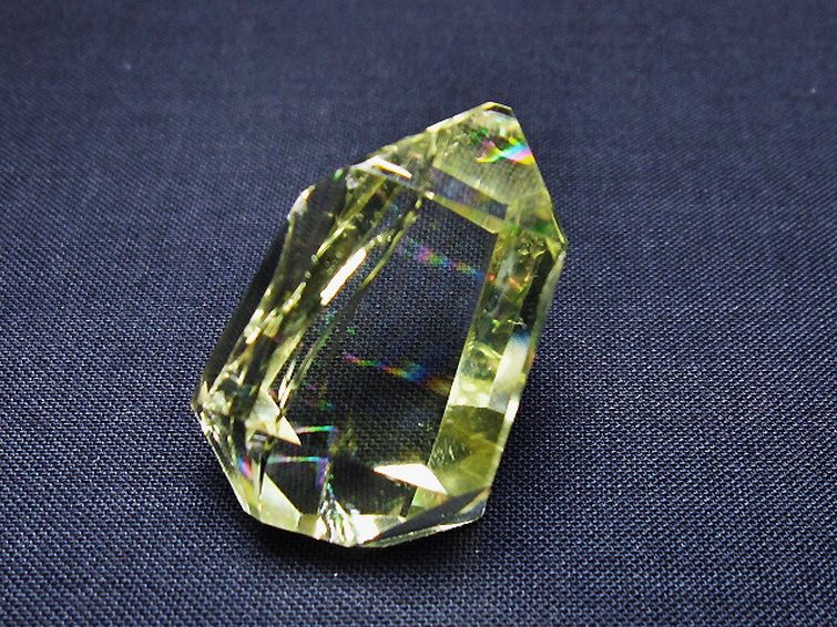 虹入り 黄水晶(シトリン) 原石 [t436-3050] 1枚目