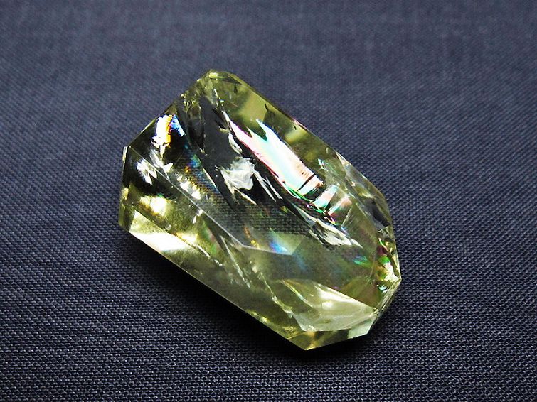 虹入り 黄水晶(シトリン) 原石 [t436-3052] 3枚目