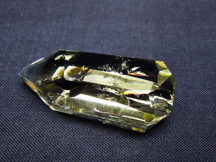 虹入り 黄水晶(シトリン) 原石 [t436-3054] 2枚目