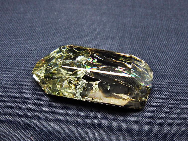 虹入り 黄水晶(シトリン) 原石 [t436-3074] 2枚目