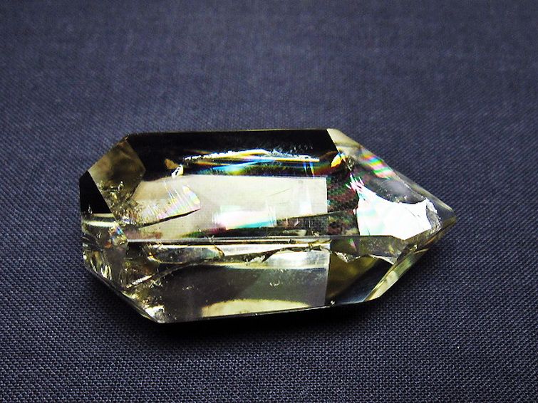 虹入り 黄水晶(シトリン) 原石 [t436-3083] 3枚目