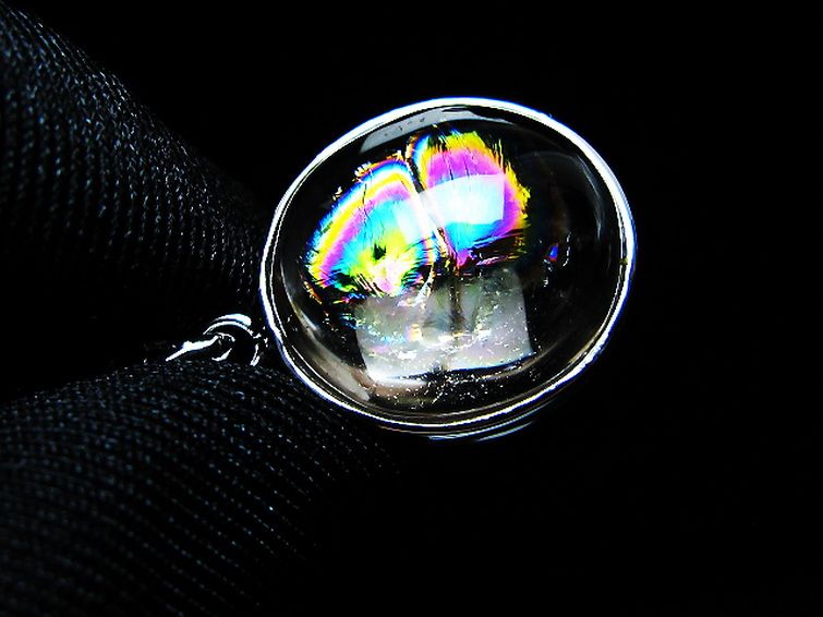 アイリスクォーツ 虹入り レインボー水晶 ペンダント [t436-3122] 1枚目