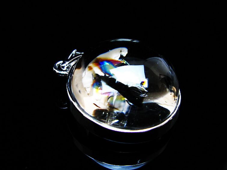 虹入り ライトニング水晶 ペンダント [t436-3158] 3枚目