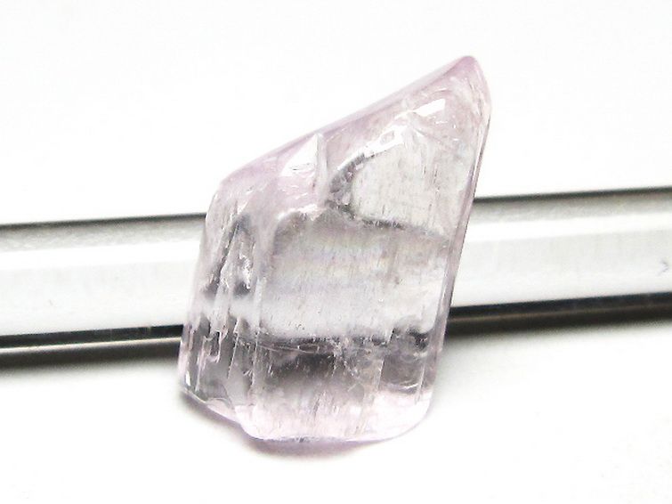 クンツァイト 原石 [t441-783] 3枚目