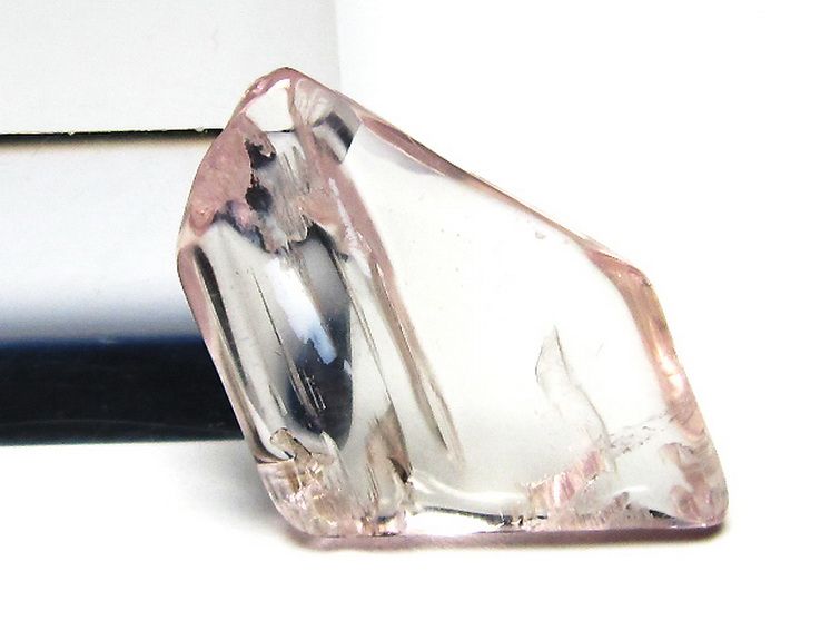 クンツァイト 原石 [t441-800] 3枚目