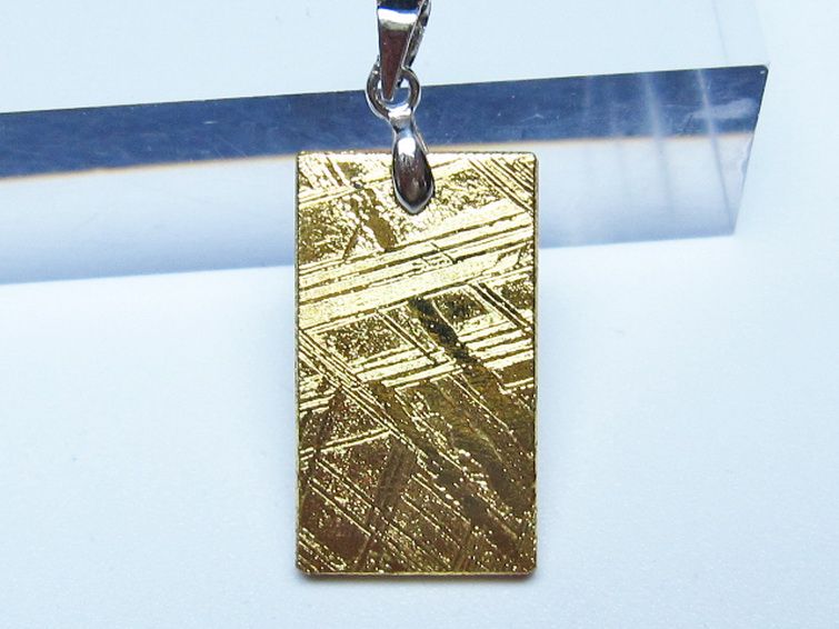 ゴールドギベオン メテオライト ペンダント [t452-3687] 1枚目