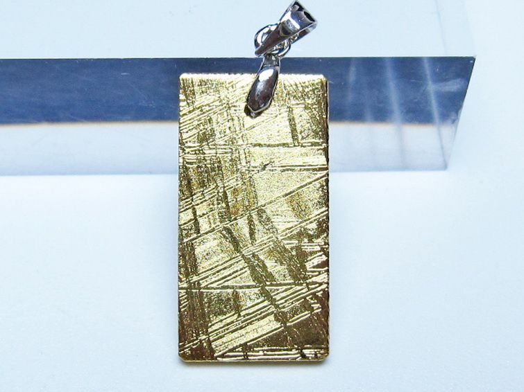 ゴールドギベオン メテオライト ペンダント [t452-3689] 1枚目