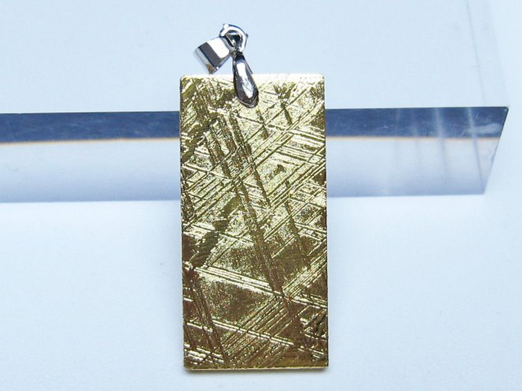 ゴールドギベオン メテオライト ペンダント [t452-3700] 1枚目