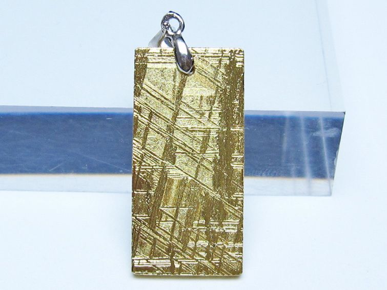 ゴールドギベオン メテオライト ペンダント [t452-3701] 1枚目