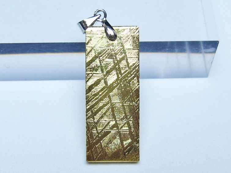 ゴールドギベオン メテオライト ペンダント [t452-3706] 1枚目