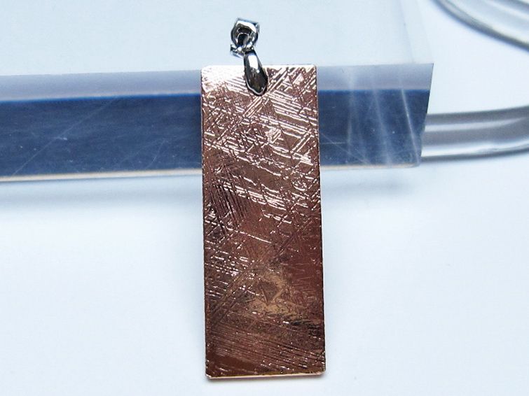 ピンクゴールドギベオン メテオライト ペンダント [t452-3715] 1枚目