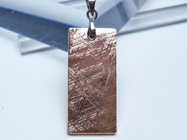 ピンクゴールドギベオン メテオライト ペンダント [t452-3722] 2枚目