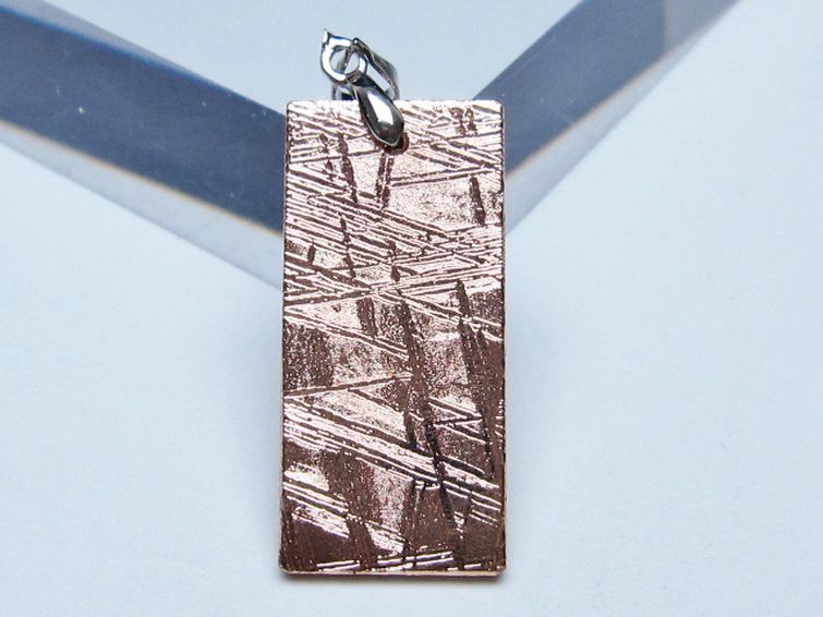 ピンクゴールドギベオン メテオライト ペンダント [t452-3723] 2枚目