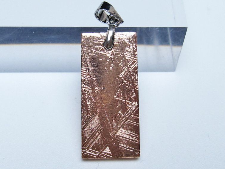 ピンクゴールドギベオン メテオライト ペンダント [t452-3733] 1枚目