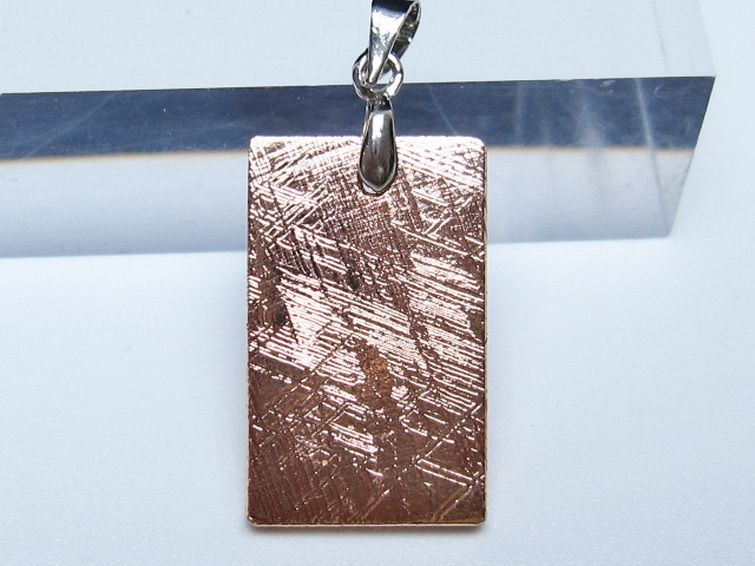 ピンクゴールドギベオン メテオライト ペンダント [t452-3738] 1枚目