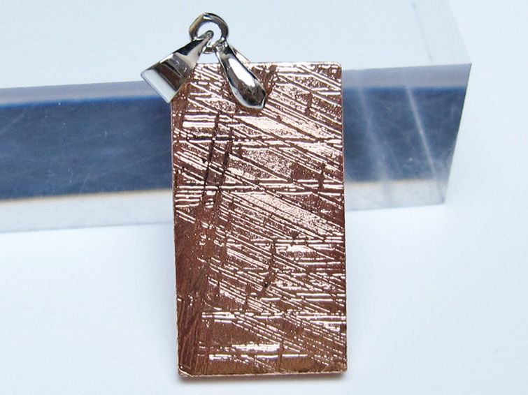 ピンクゴールドギベオン メテオライト ペンダント [t452-3739] 1枚目