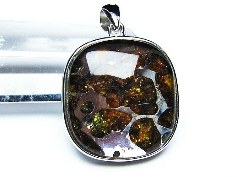 パラサイト隕石 かんらん石 ペンダント [t453-3041] 2枚目