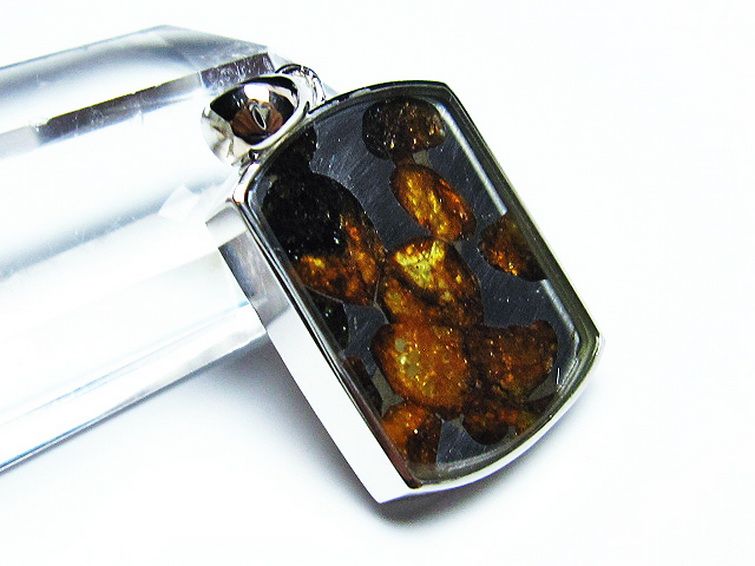 パラサイト隕石 かんらん石 ペンダント [t453-3053] 3枚目