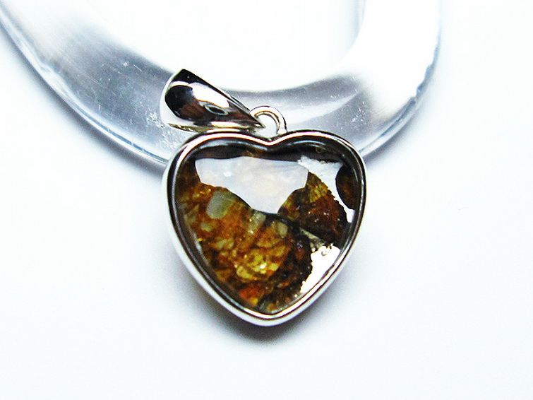 パラサイト隕石 かんらん石 ハート ペンダント [t453-3148] 2枚目