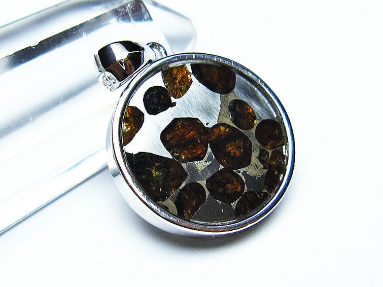 パラサイト隕石 かんらん石 ペンダント [t453-3196] 3枚目