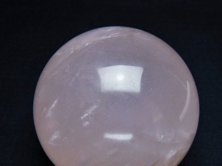 ローズクォーツ 丸玉 68mm [t456-14625] 2枚目