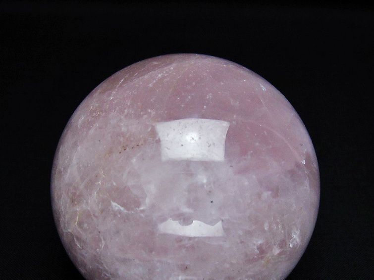 ローズクォーツ 丸玉 67mm [t456-14758] 2枚目