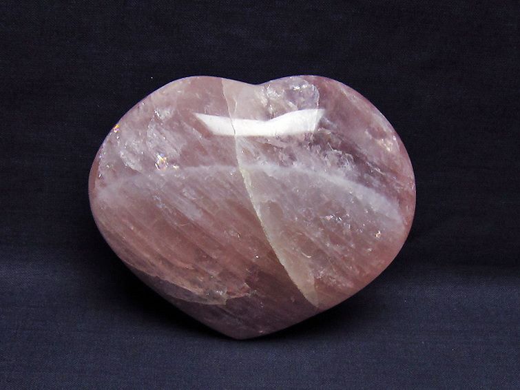 ローズクォーツハート 置物 [t457-4305] 1枚目