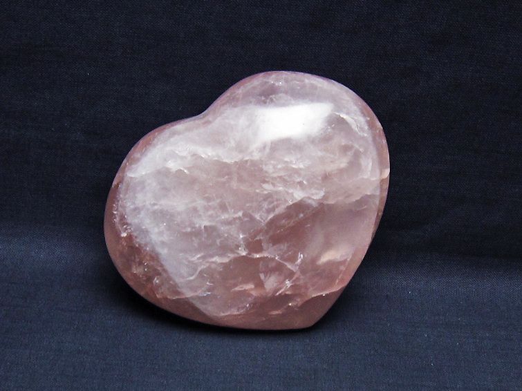 ローズクォーツハート 置物 [t457-4315] 2枚目