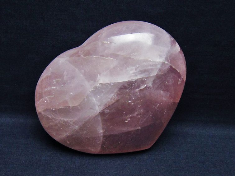 ローズクォーツハート 置物 [t457-4450] 1枚目