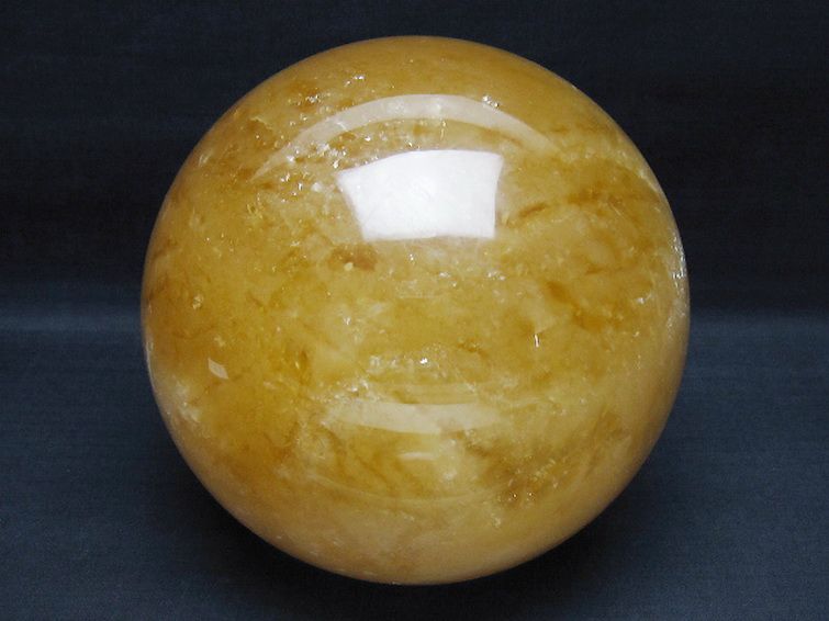 3.9Kg カルサイト 丸玉 145mm [t461-11718] 1枚目
