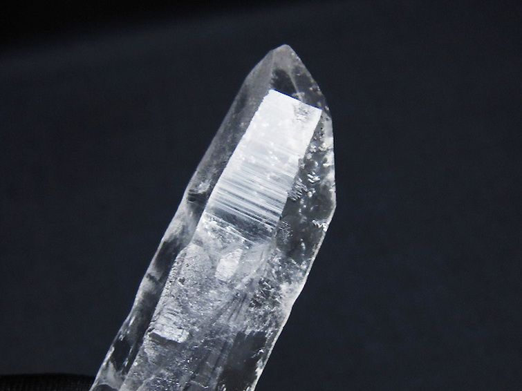 アーカンソー州産 水晶 原石 [t462-699] 3枚目