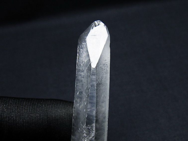 アーカンソー州産 水晶 原石[T462-704] 3枚目