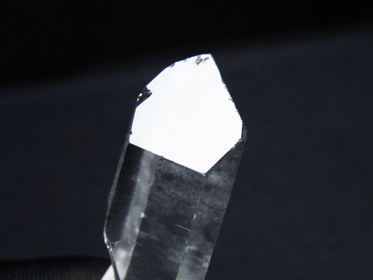 アーカンソー州産 水晶 原石[T462-772] 2枚目