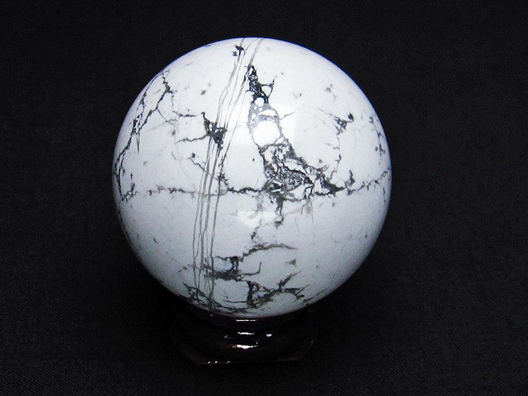 ハウライト【菱苦土石】 丸玉 42mm [t463-1492] 3枚目