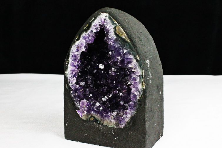ブラジル産★ 天然水晶宝石アメジストドーム 超巨大12.95kg★高さ340mm ブラジル産☆ 天然水晶宝石アメジストドーム 超巨大12.95kg☆高さ340mm