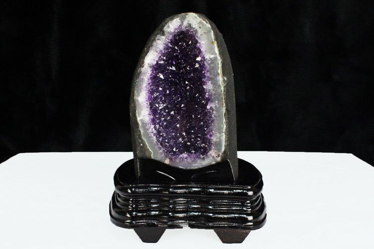 2.4Kg ブラジル産 アメジストドーム[T466-1738] 1枚目