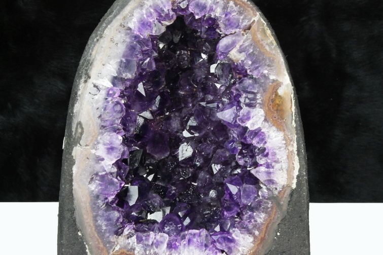 む*と様 アメジストドーム約2.4kg 2Kg ブラジル産 アメジストドーム [t466-1819]