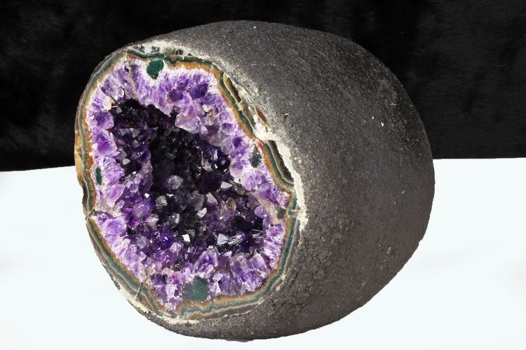 1.8Kg ウルグアイ産 サークルジオード アメジストドーム [t466-1848] 3枚目