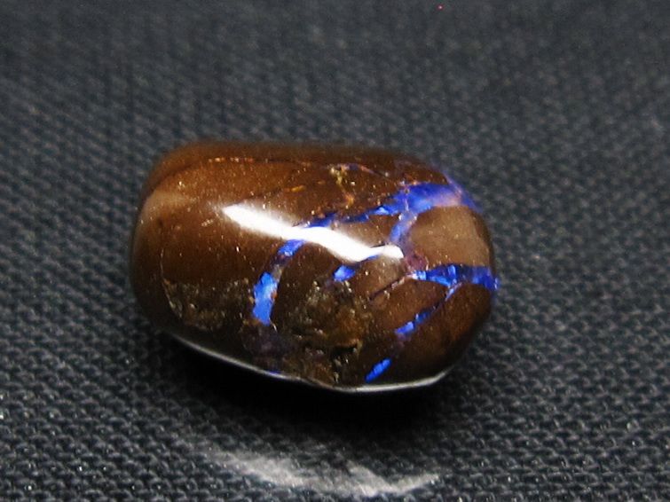 アイアンオパール 原石 [t468-733] 1枚目