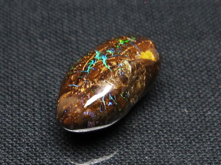 アイアンオパール 原石 [t468-743] 1枚目