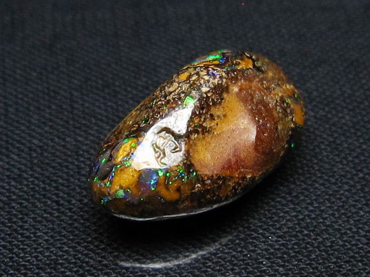 アイアンオパール 原石 [t468-755] 1枚目