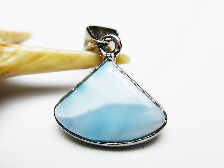 ラリマー ペンダント [t495-4219] 1枚目