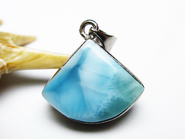 ラリマー ペンダント [T495-4316] 1枚目