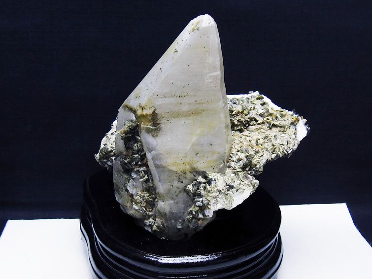 1.2Kg 雲母入り ヒマラヤ水晶 原石 [t501-4242]