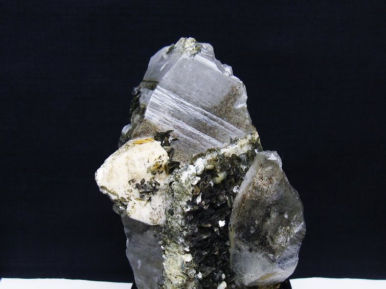 1.3Kg 雲母入り ヒマラヤ水晶 原石 [t501-4244] 3枚目