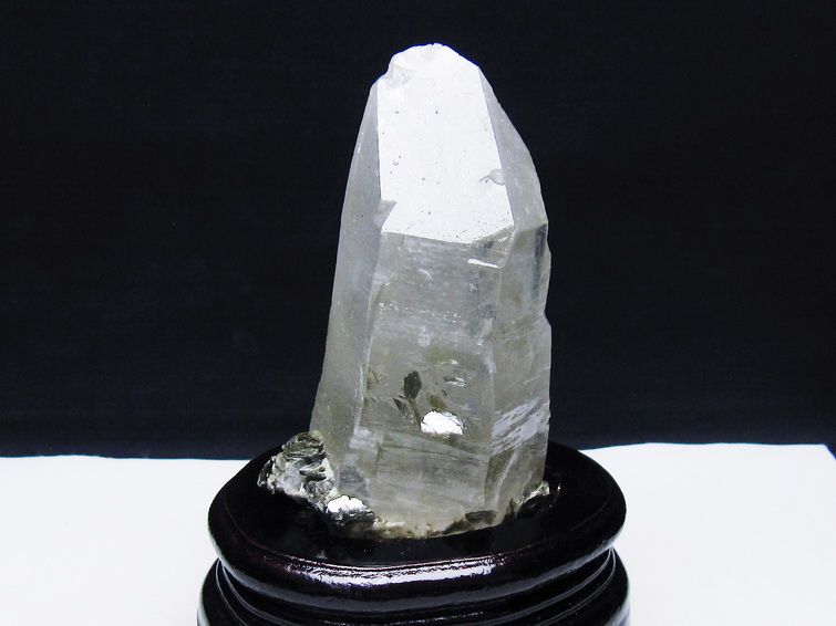 雲母入り ヒマラヤ水晶 原石 [t501-4284] 1枚目