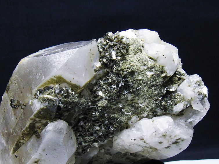 1.4Kg レムリアンシード 水晶クラスター 雲母入り [t501-4302] 2枚目