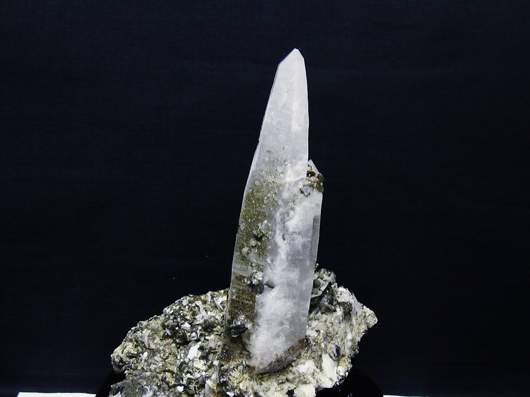 1.3Kg 雲母入り ヒマラヤ水晶 原石 [t501-4313] 3枚目