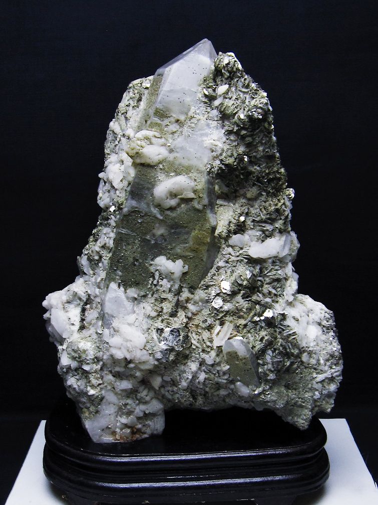 7.8Kg 雲母入り ヒマラヤ水晶 原石 [t501-4325] 1枚目